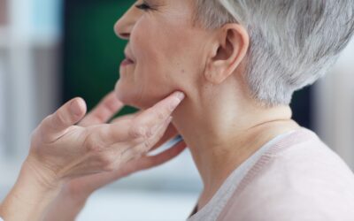Les avantages du lifting du cou pour l’ovale du visage